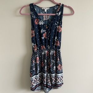Abercrombie & Fitch Navy and Floral Romper XS